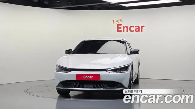 Kia EV6 2022 thumb 3