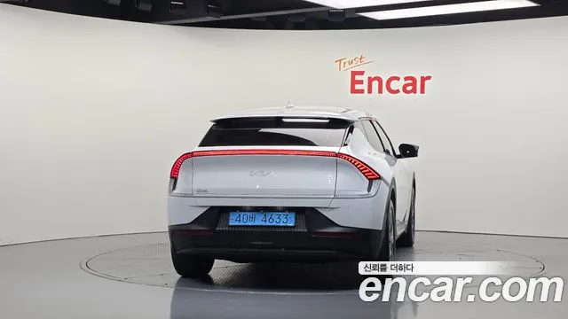 Kia EV6 2022 thumb 4
