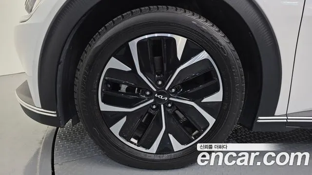 Kia EV6 2022 thumb 5