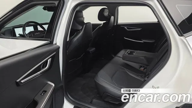 Kia EV6 2022 thumb 12