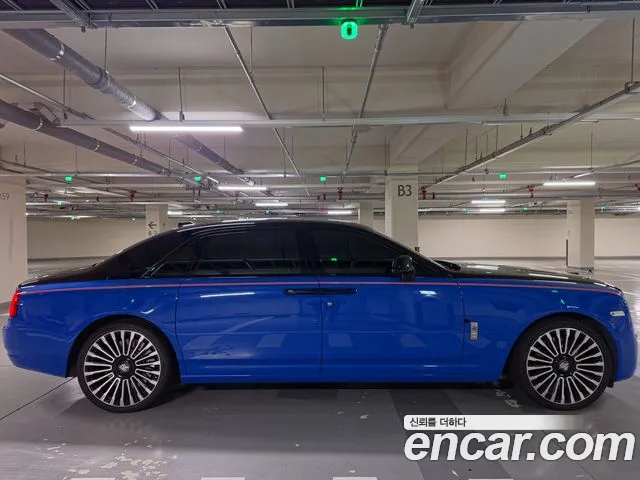 Rolls-Royce Ghost 2019 thumb 8