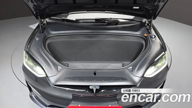 Tesla Model X 2024 thumb 6