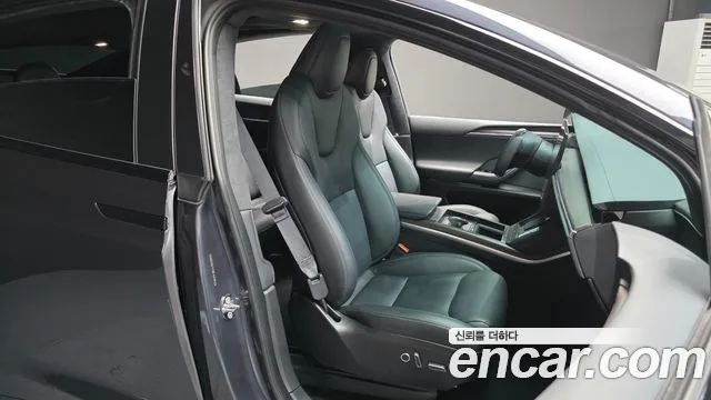 Tesla Model X 2024 thumb 11
