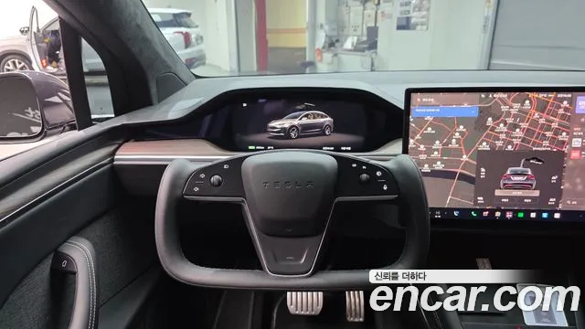 Tesla Model X 2024 thumb 12