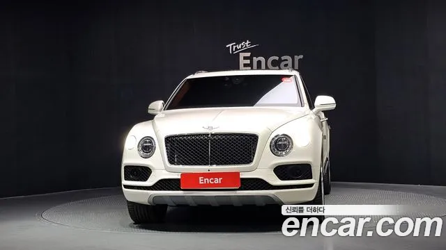 Bentley Bentayga 2019 thumb 3