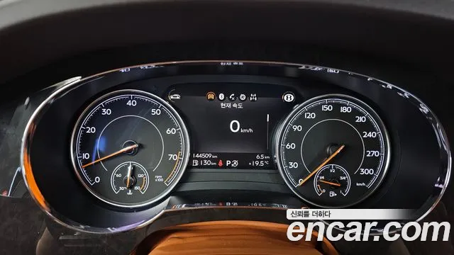 Bentley Bentayga 2019 thumb 8