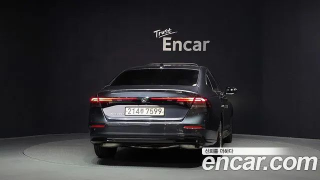 Honda Accord 2023 thumb 4
