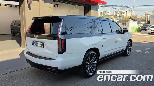 Cadillac Escalade 2022 thumb 2