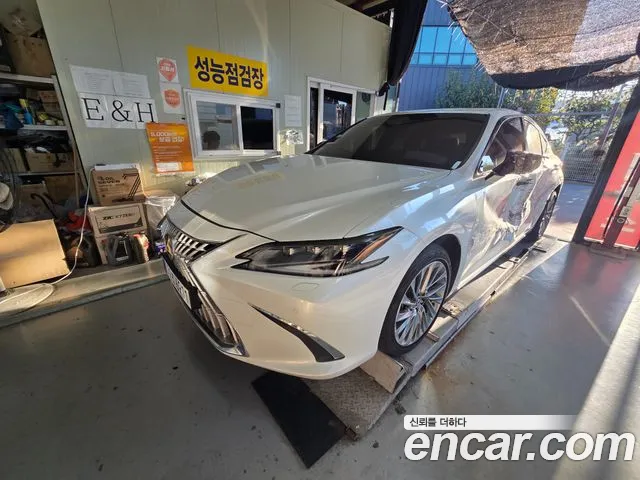 Lexus ES 2025 thumb 8