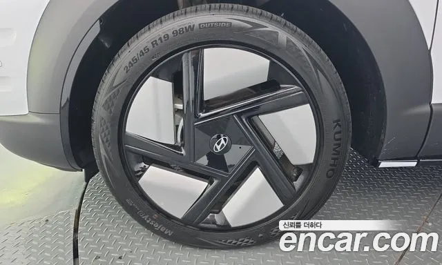 Hyundai Nexo 2025 thumb 5