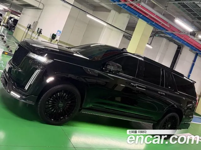 Cadillac Escalade 2021 thumb 2