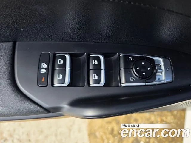 Kia K5 2023 thumb 9