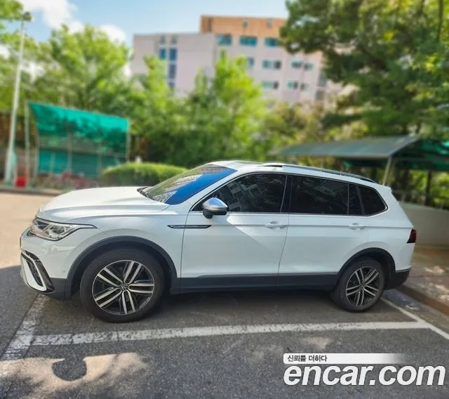 Volkswagen Tiguan 2022 thumb 12