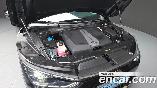 Kia EV6 2023 thumb 6