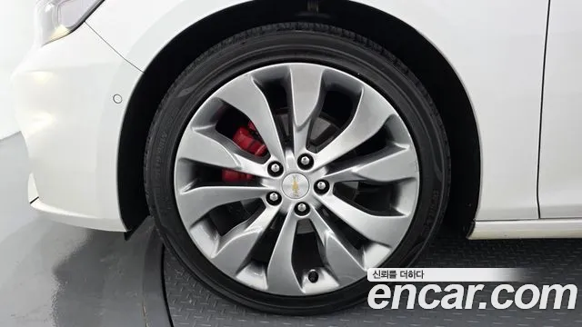 ChevroletGMDaewoo Malibu 2016 thumb 5