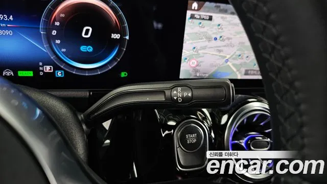 Mercedes-Benz EQA 2023 thumb 9