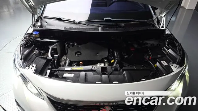 Peugeot 3008 2019 thumb 5