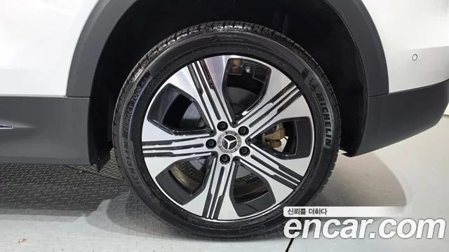 Mercedes-Benz EQB 2025 thumb 4