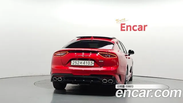 Kia Stinger 2020 thumb 4