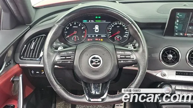 Kia Stinger 2020 thumb 11