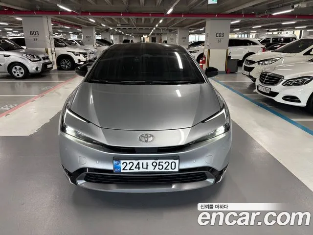 Toyota Prius 2024 thumb 12