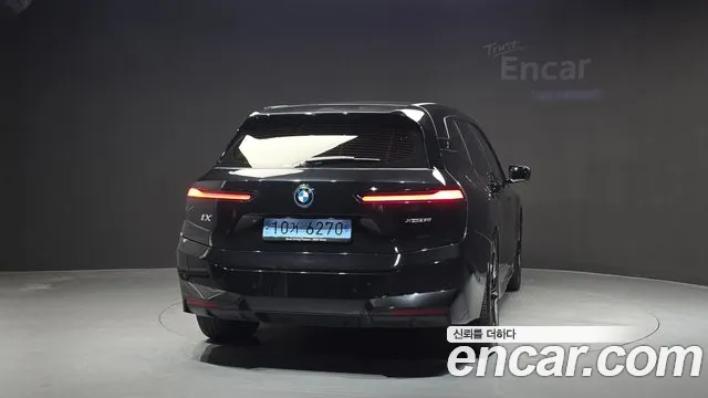 BMW iX 2022 thumb 4
