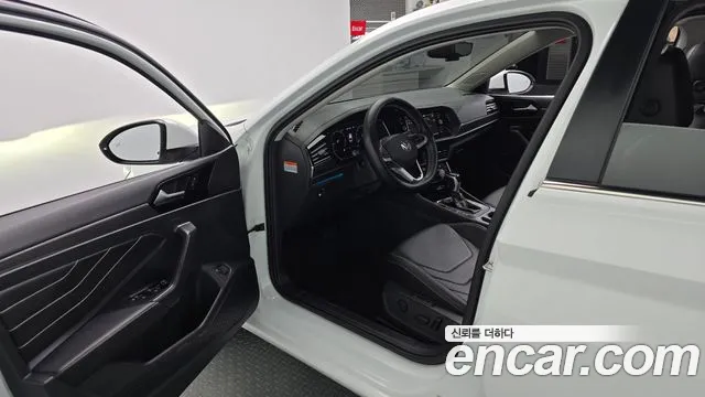 Volkswagen Jetta 2023 thumb 10