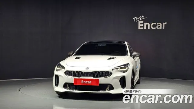 Kia Stinger 2019 thumb 3