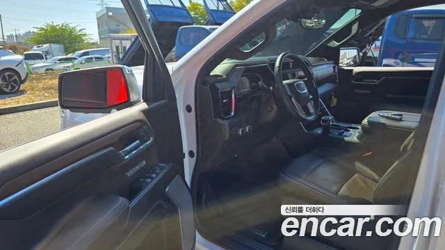 GMC Sierra 2023 thumb 12