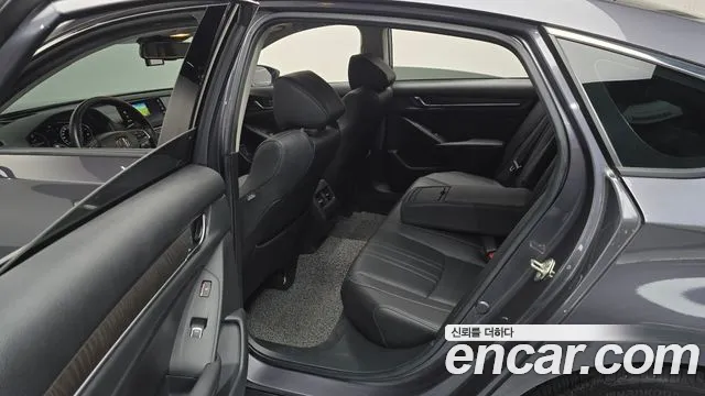 Honda Accord 2019 thumb 11
