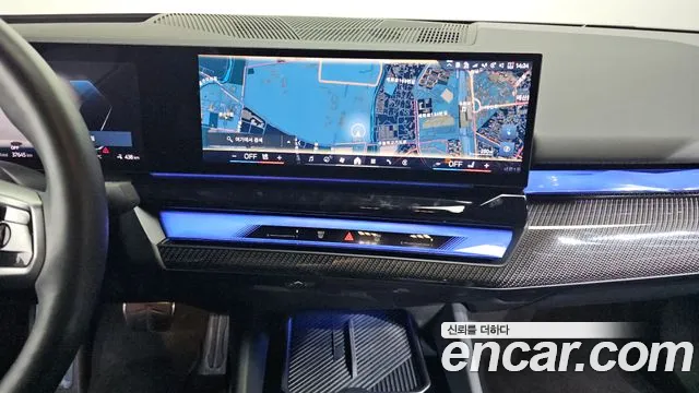 BMW i5 2023 thumb 12
