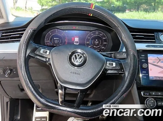 Volkswagen Arteon 2019 thumb 8