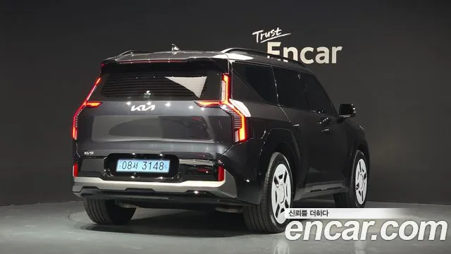 Kia EV9 2024 thumb 2