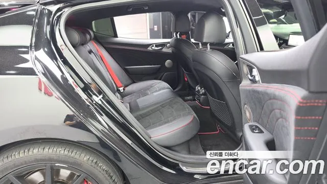 Kia Stinger 2022 thumb 11