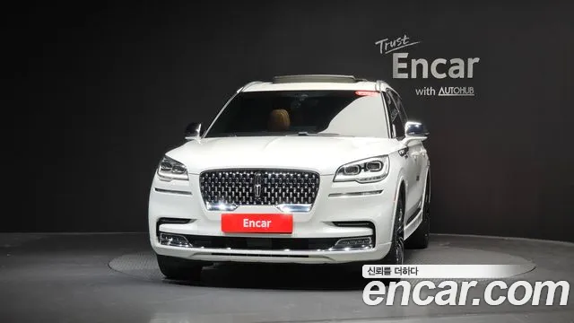 Lincoln Aviator 2021 thumb 2