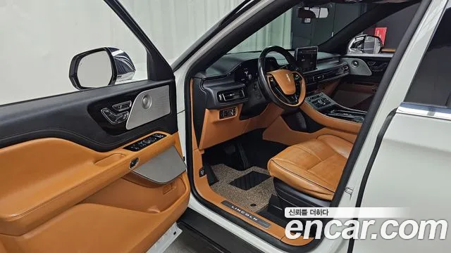 Lincoln Aviator 2021 thumb 9