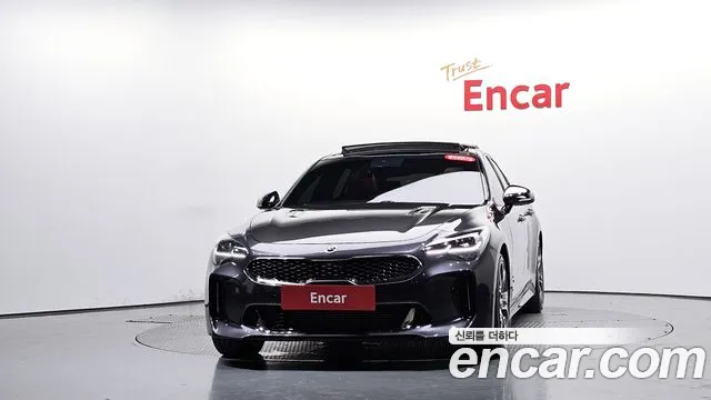Kia Stinger 2020 thumb 2