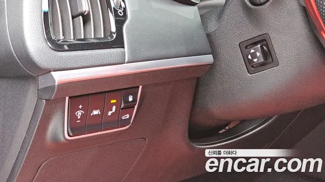 Kia Stinger 2020 thumb 12