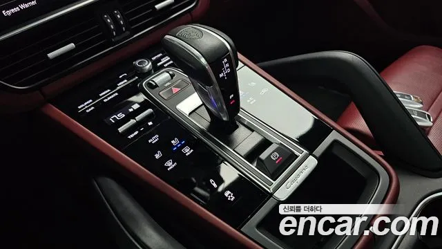 Porsche Cayenne 2022 thumb 9