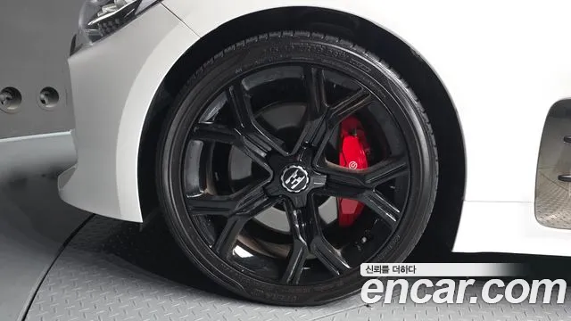 Kia Stinger 2019 thumb 5