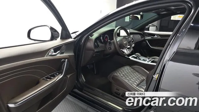 Kia Stinger 2022 thumb 10