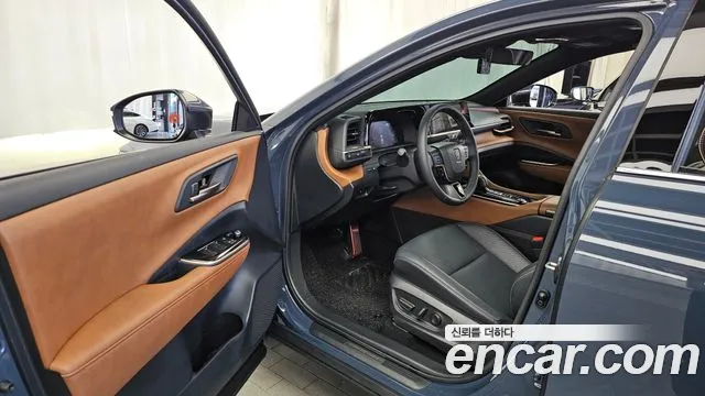 Toyota Crown 2024 thumb 10