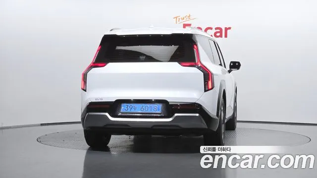 Kia EV9 2023 thumb 3
