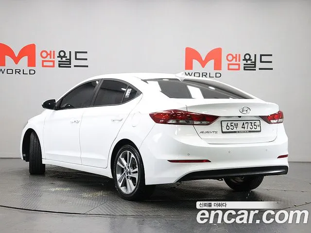 Hyundai Avante 2017 thumb 4