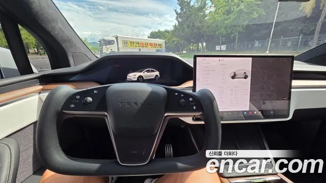 Tesla Model X 2023 thumb 4