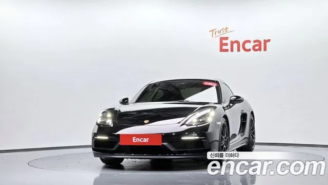 Porsche Cayman 2022 thumb 2