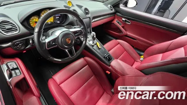 Porsche Cayman 2022 thumb 6