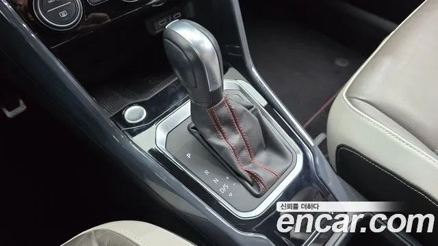 Volkswagen T-Roc 2021 thumb 9