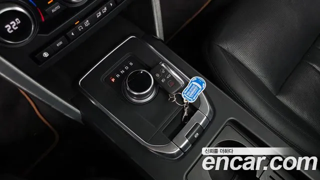 Land Rover Discovery Sport 2019 thumb 8