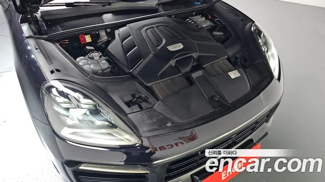 Porsche Cayenne 2021 thumb 5